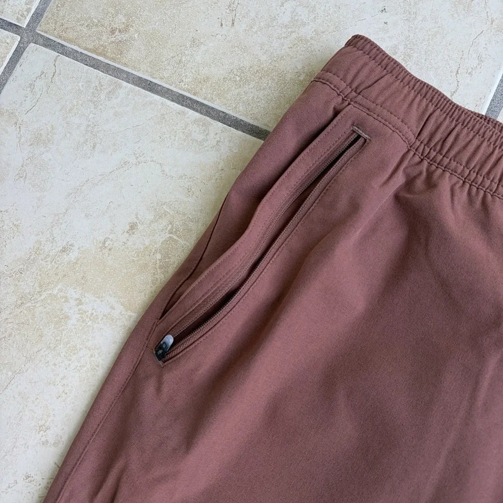 LL Bean Pants Mens Large Brown Multisport Performance Stretchy Baggy 30" NWT - Picture 4 of 14